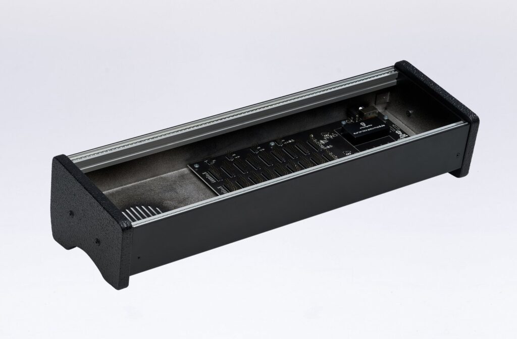 Erica Synths one row case 84HP