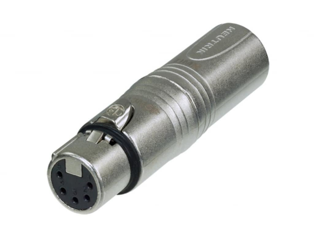 NEUTRIK NA 3 M5F - Adaptateur 3 pôles XLRf / 5 pôles XLRm